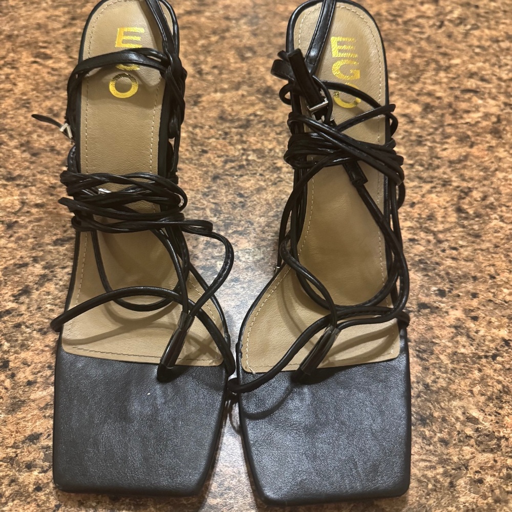 Black Strapy High Heels, Square Toe Rope Sandal Shoes Women’s Size 11